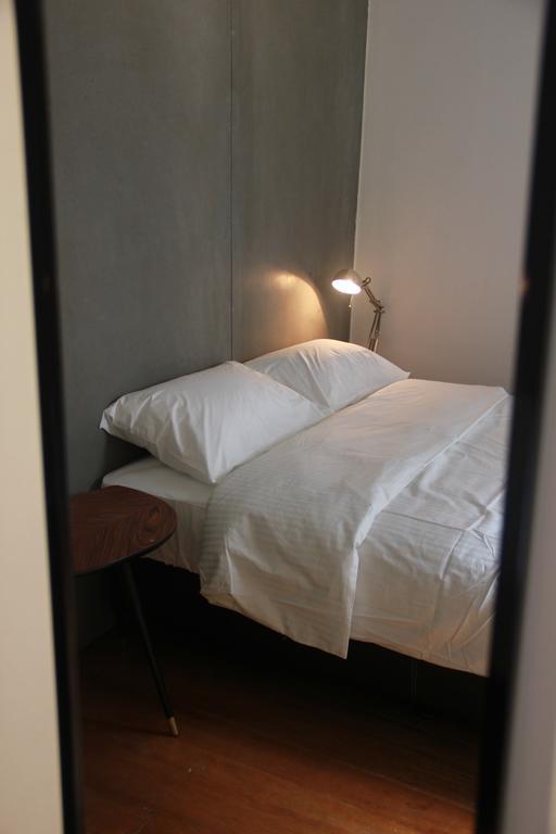 The 80'S Guesthouse George Town Room photo
